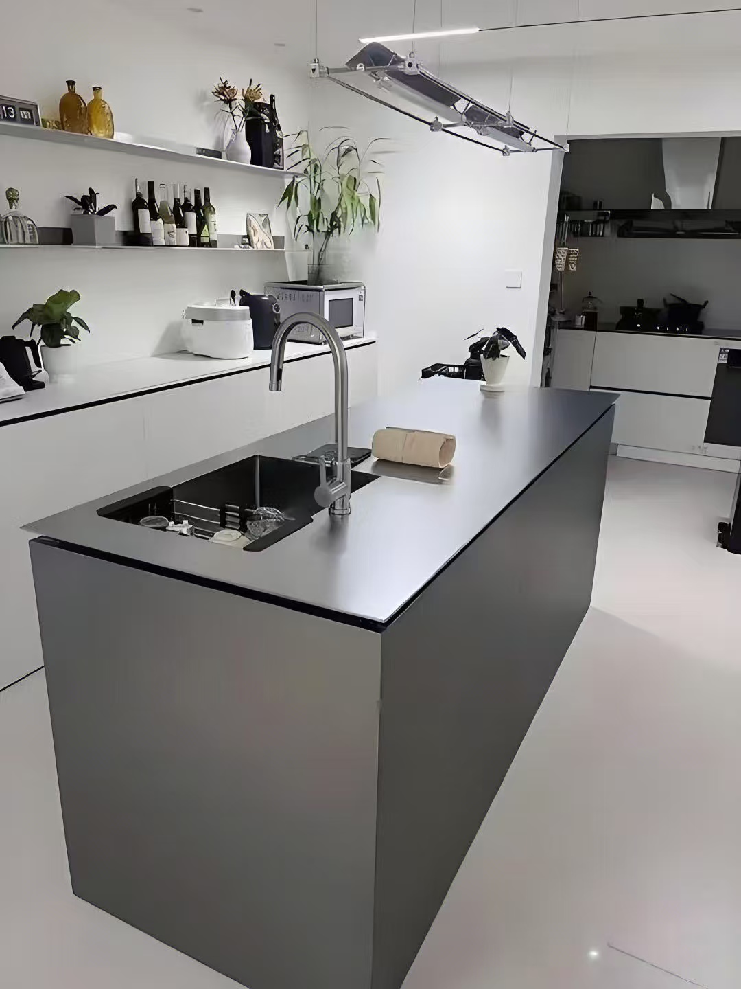 廚房臺面終極答案！盲選304不銹鋼實心臺面，99%抗菌+無縫焊接，從此告別清潔噩夢